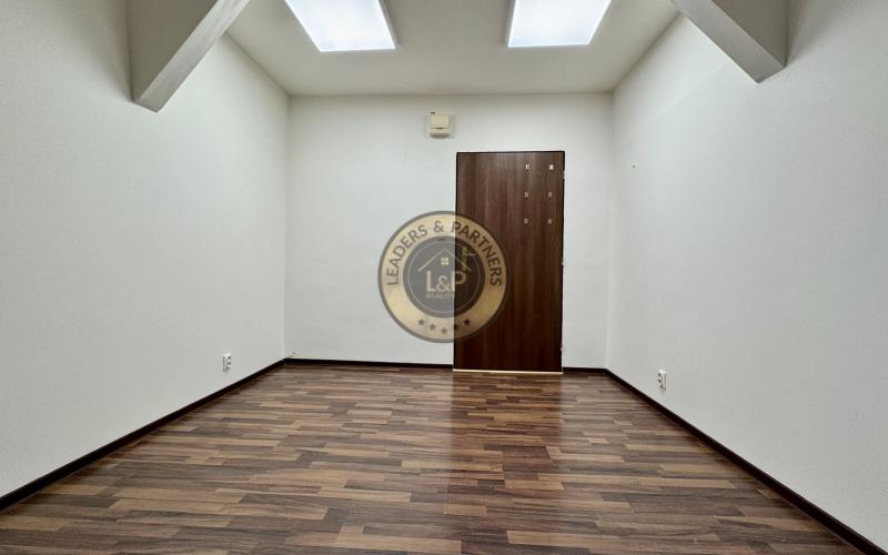 Na prenájom priestor 12 m2, Mäsiarská ul., Košice-Staré Mesto