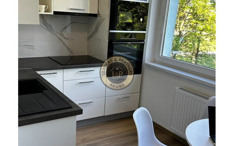 NA PREDAJ - Zrekonštruovaný 2-izbový byt - STARÁ ĽUBOVŇA