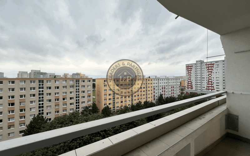 Dvojgarsónka s balkónmi na predaj | BLAGOEVOVA, BA V