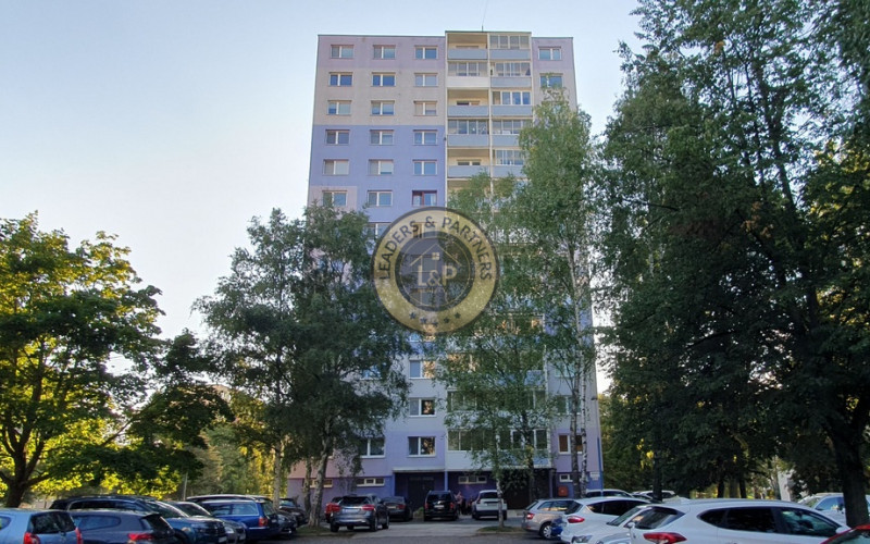 PREDAJ: 3 izb. byt 58 m2 + loggia Tajovského ul. Starý Juh