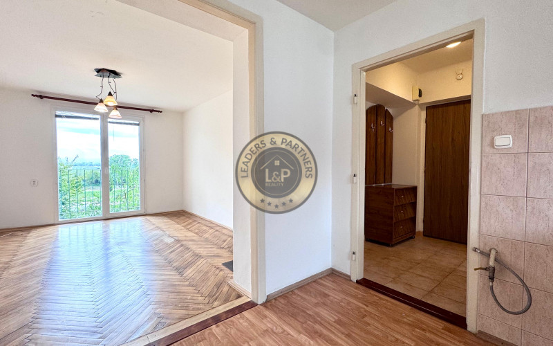 PREDAJ- 2iz. byt s balkónom  v Hlohovci  na ulici R. Dilonga