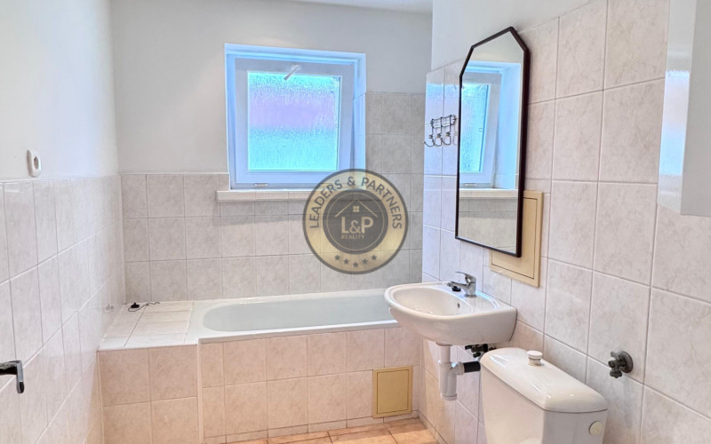 PREDAJ- 2iz. byt s balkónom  v Hlohovci  na ulici R. Dilonga