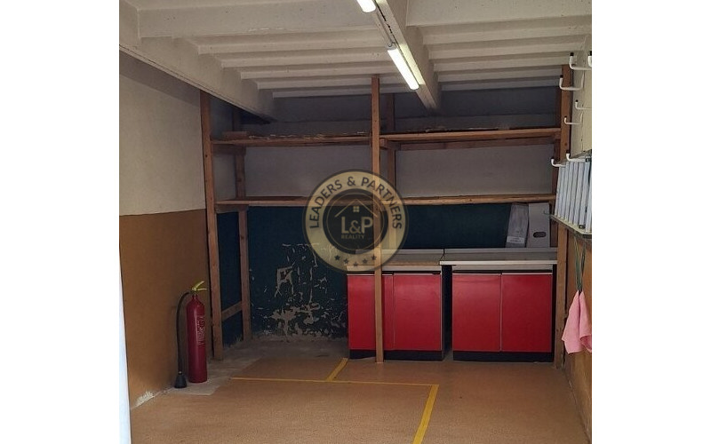 PREDAJ garáž v blízkosti OC Galéria