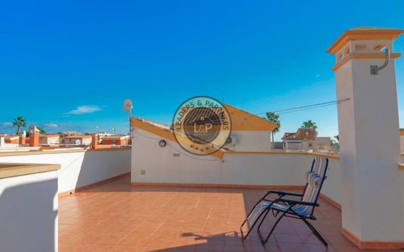 Dom 3+kk s bazénom Guardamar del Segura-El Raso, Španielsko