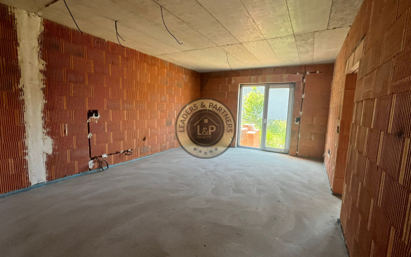 NA PREDAJ-Moderný 4-izbový holobyt v novostavbe v Lipanoch