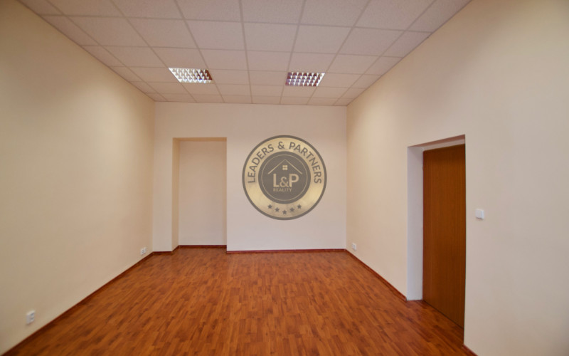 Na prenájom kancelárske priestory 70 m2, Moyzesová ul.