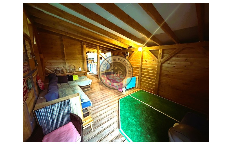 Na predaj záhrada s chatou na Terase, ulica Československého odboja.