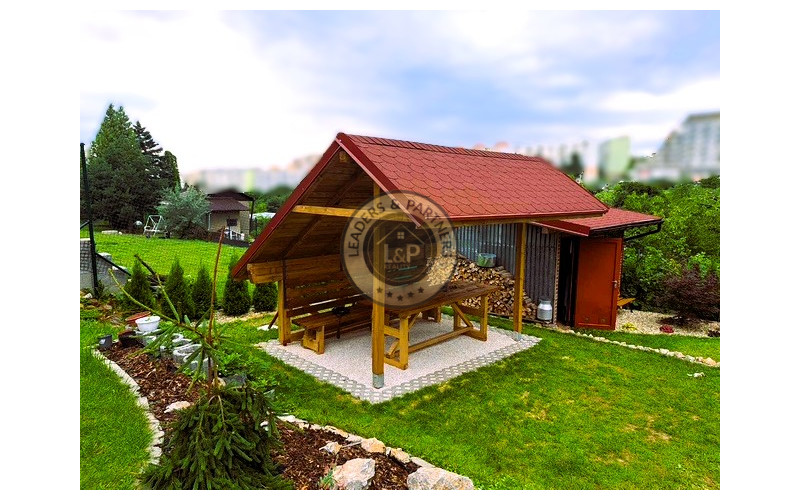 Na predaj záhrada s chatou na Terase, ulica Československého odboja.