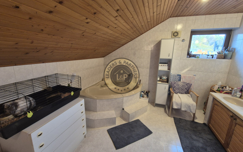 Na predaj 5 izbový rodinný dom - Svinica 15m od Košíc