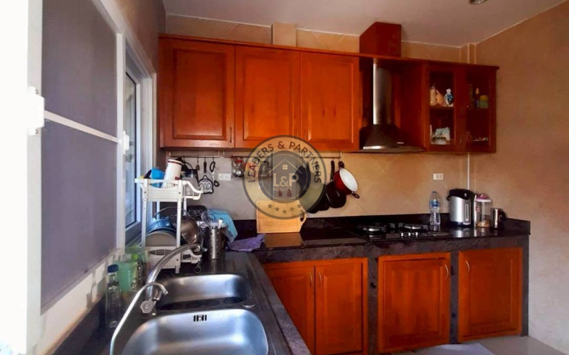 4 izbová vila s bazénom v Thajsku-Pattaya