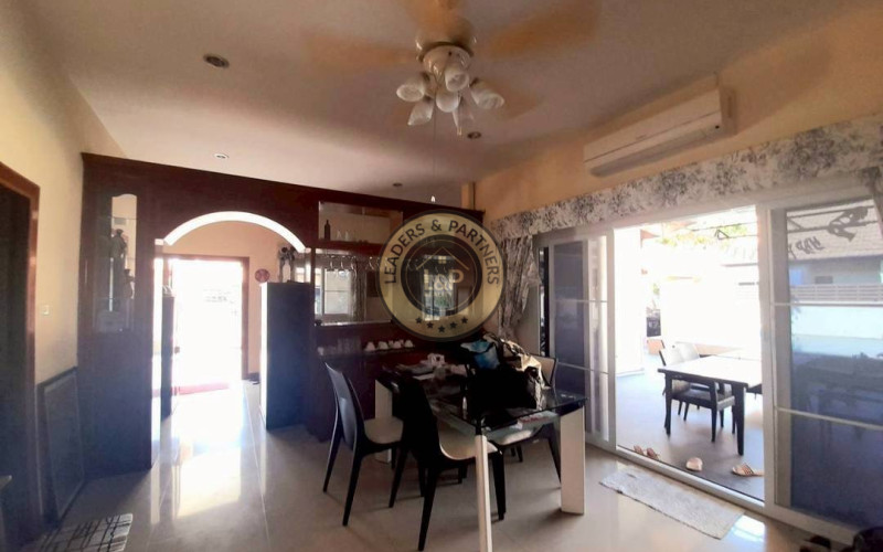 4 izbová vila s bazénom v Thajsku-Pattaya