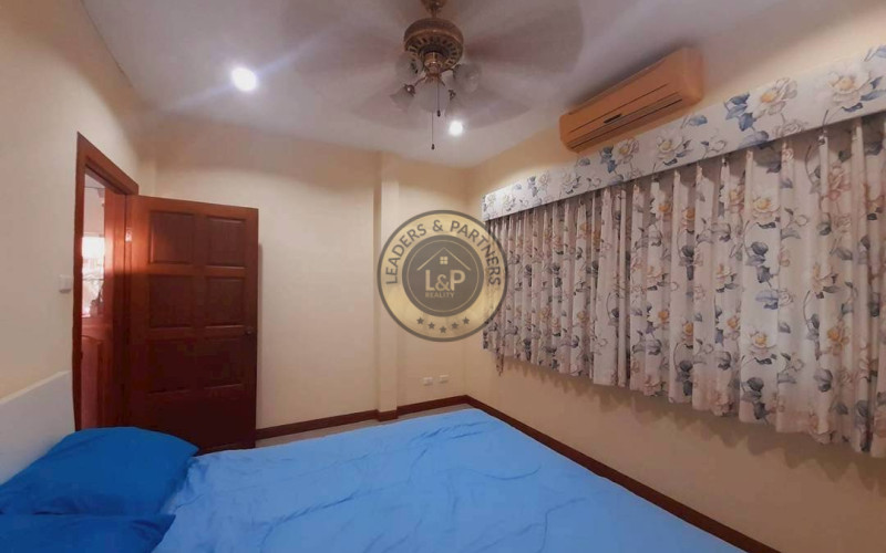 4 izbová vila s bazénom v Thajsku-Pattaya