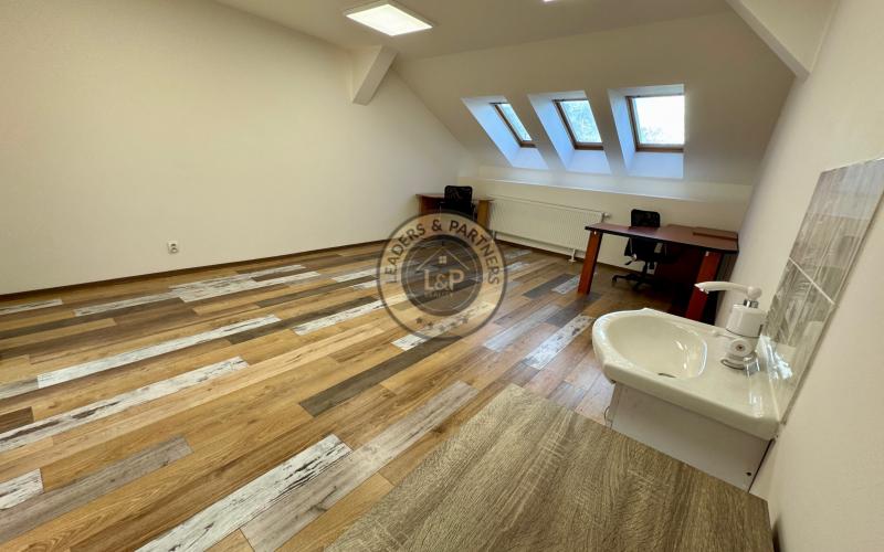 Na prenájom kancelária 26 m2, Moyzesova ul., Košice