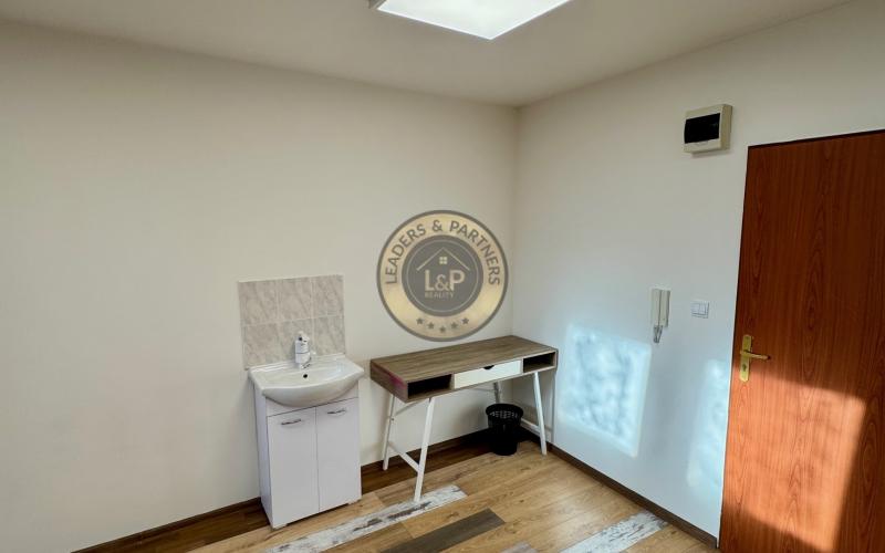 Na prenájom kancelária 26 m2, Moyzesova ul., Košice