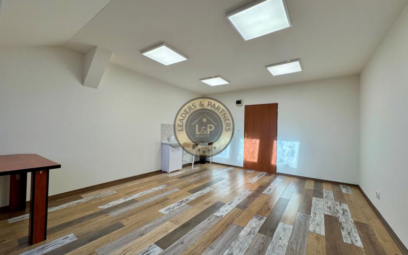 Na prenájom kancelária 26 m2, Moyzesova ul., Košice