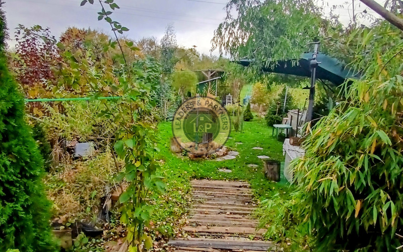 🏡  2-izbový byt so záhradkou + záhradný domček