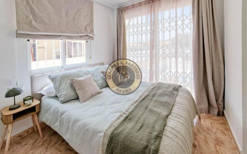 Rodinný dom 3+kk Torrevieja-Los Frutales, Španielsko