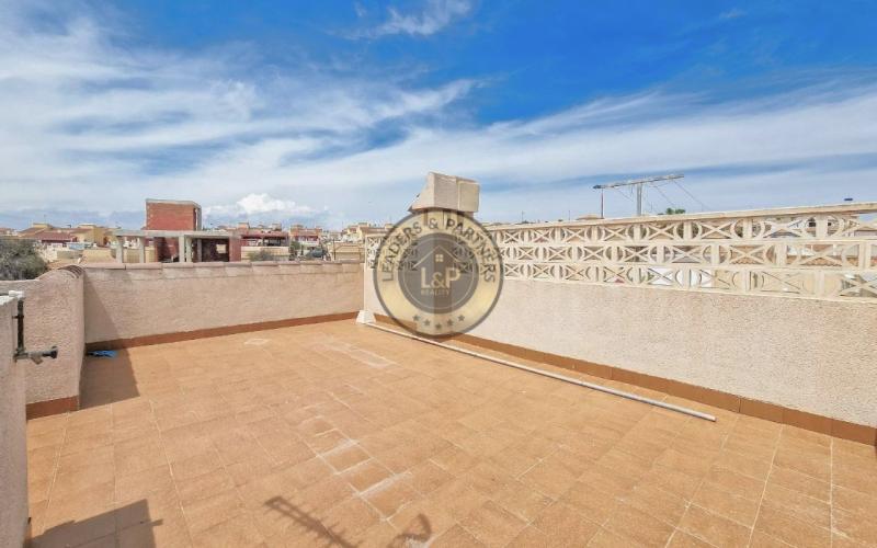 Rodinný dom 3+kk Torrevieja-Los Frutales, Španielsko