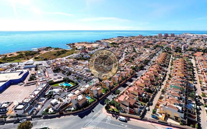 Rodinný dom 3+kk Torrevieja-Los Frutales, Španielsko