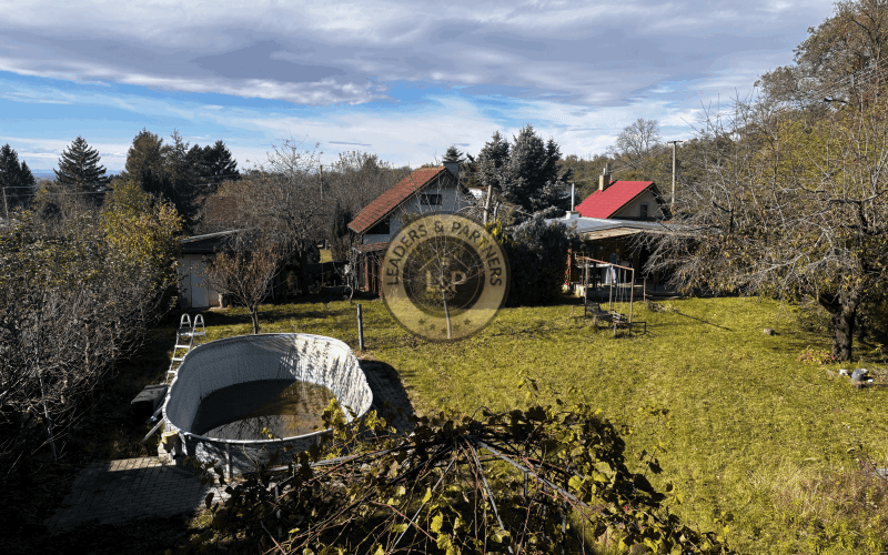 Pozemok s chatami na predaj | HRUBÉ LUKY, STUPAVA