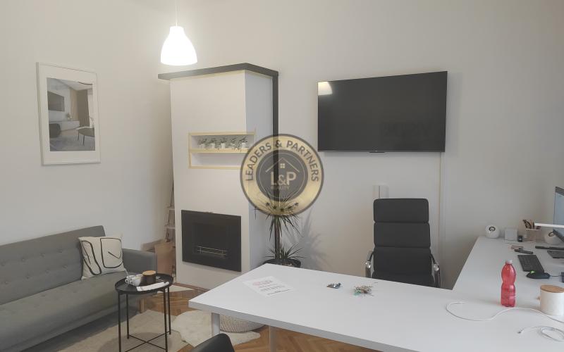 Kancelária v centre Senca na prenájom-25 m2,Lichnerova ulica