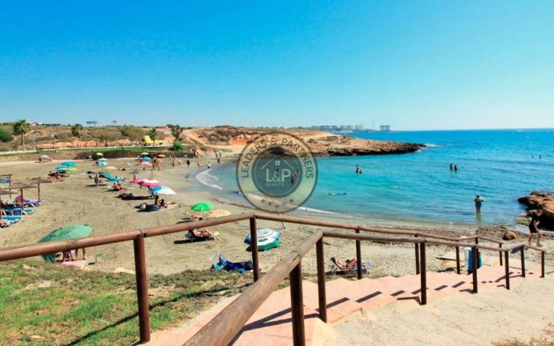Apartmán 3+1 Orihuela Costa-La Zenia, Španielsko