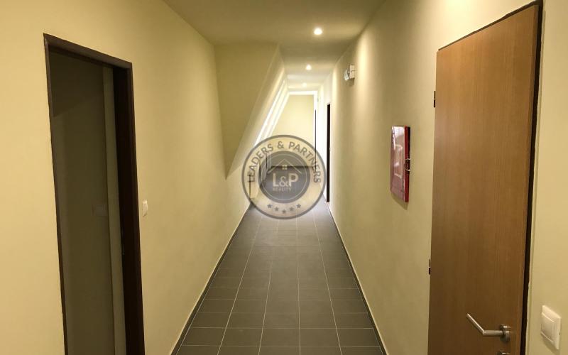 Na predaj zrekonštruovaná 2-podlažná budova v centre Šelpíc