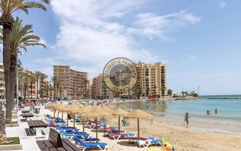 Apartmán 2+1 Torrevieja-Playa del Cura, Španielsko