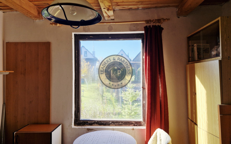 Na predaj murovaná chata so záhradou. Jazierko Pozdišovce