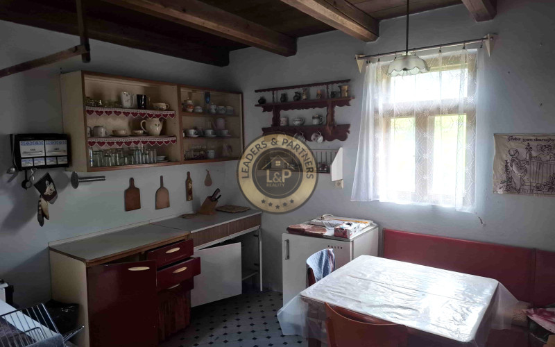 Na predaj chalupa v pôvodnom stave na Myjavských kopaniciach