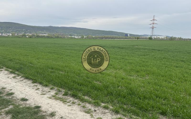 Komerčný pozemok BA-Rača- Sklabinská-pri novej nemocnici