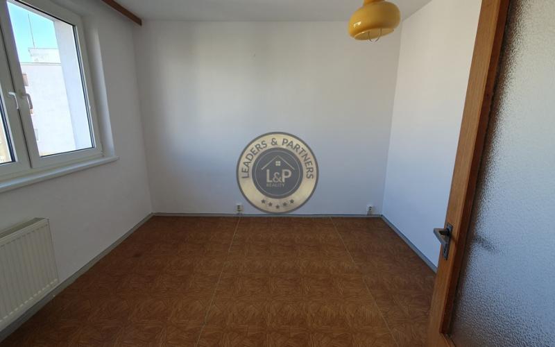 PREDAJ: 3 izb. byt 58 m2 + loggia Tajovského ul. Starý Juh