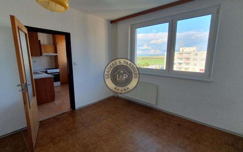 PREDAJ: 3 izb. byt 58 m2 + loggia Tajovského ul. Starý Juh