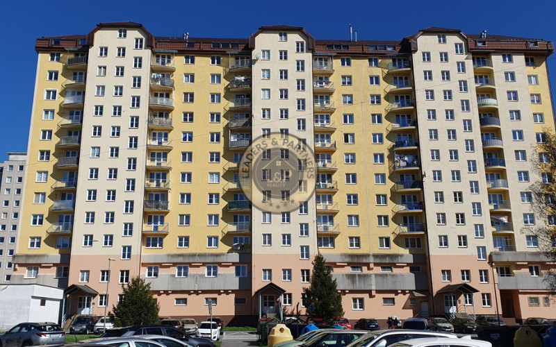 PREDAJ: 3 izb. byt 77 m2 s 2 balkónmi Slnečnica Novomeského