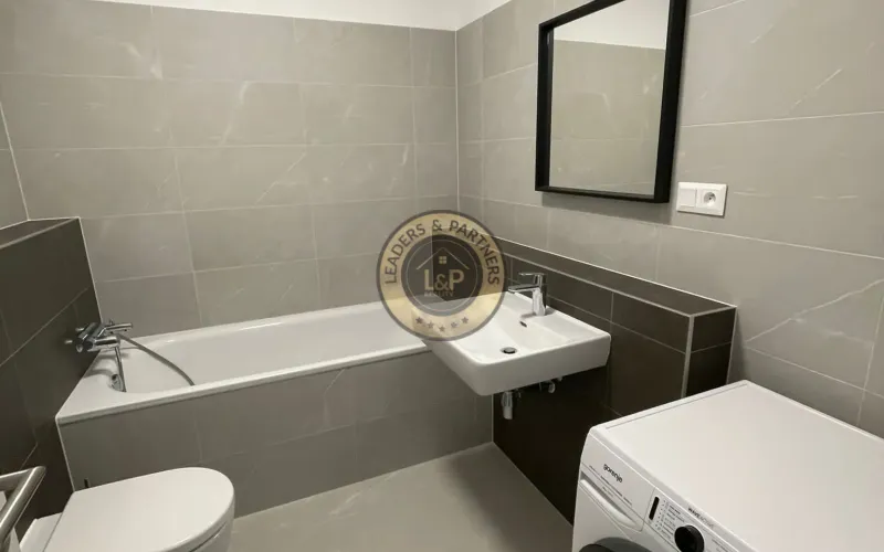 1-izb. byt s balkónom v novostavbe na prenájom | HRANIČNÁ