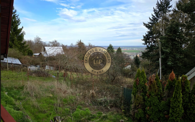 L&P | Murovaná trojpodlažná chata s pozemkom 512 m² – Rača