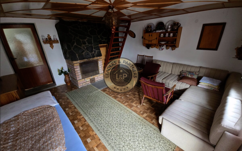 L&P | Murovaná trojpodlažná chata s pozemkom 512 m² – Rača