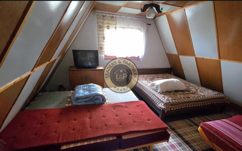 L&P | Murovaná trojpodlažná chata s pozemkom 512 m² – Rača