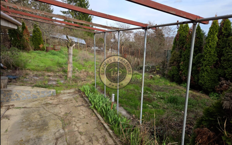 L&P | Murovaná trojpodlažná chata s pozemkom 512 m² – Rača