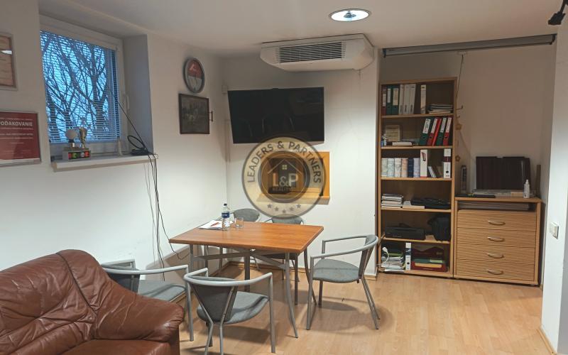 Predaj zaujímavého obchodného areálu v dosahu centra