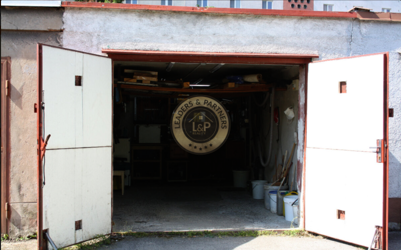 L&P | Garáž na predaj – Varšavská ulica,Nové Mesto