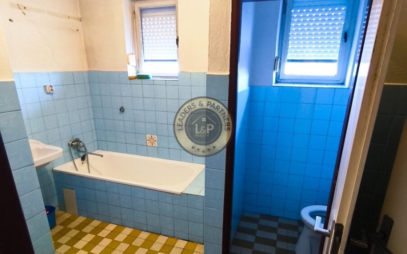 Na predaj 5iz. RD v pôvodnom stave v Holíči