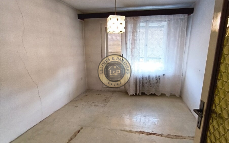 Na predaj 5iz. RD v pôvodnom stave v Holíči