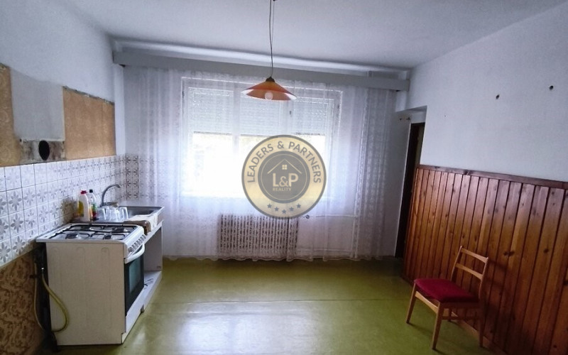 Na predaj 5iz. RD v pôvodnom stave v Holíči