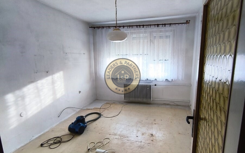 Na predaj 5iz. RD v pôvodnom stave v Holíči