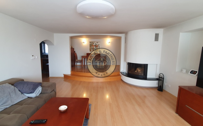 PREDAJ: luxusný 6 izb. dom 400 m2 z r. 2018 Čenčice