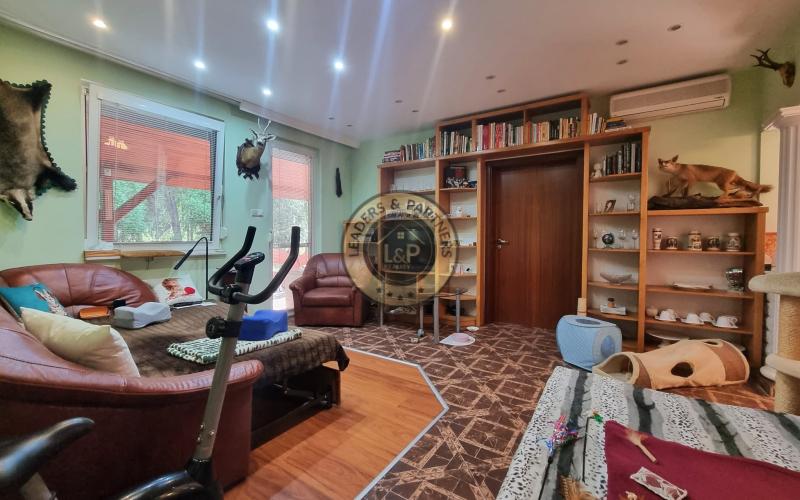 PREDAJ víkendový dom Máriakálnok