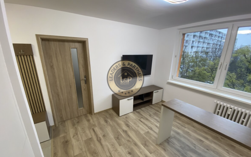 2-izb. byt na prenájom | OC RETRO,BA II