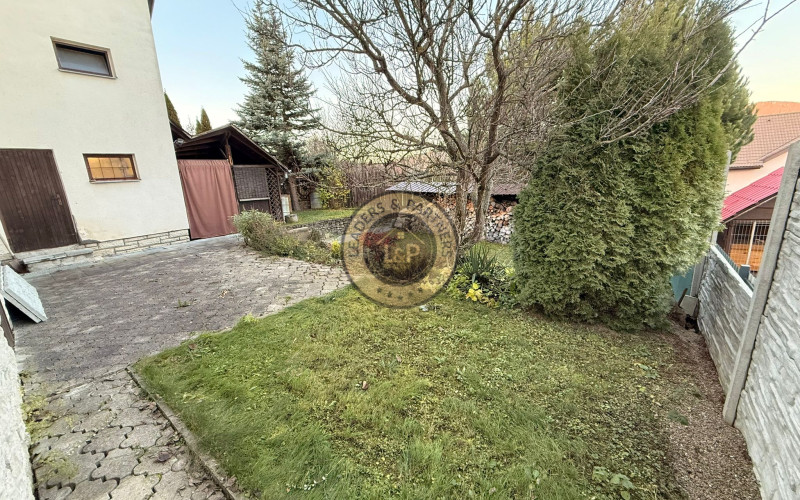 NA PREDAJ - Priestranný 6 izbový dom s garážou v Sabinove