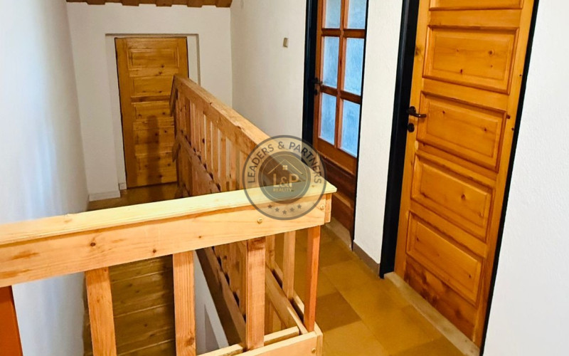 NA PREDAJ - Priestranný 6 izbový dom s garážou v Sabinove